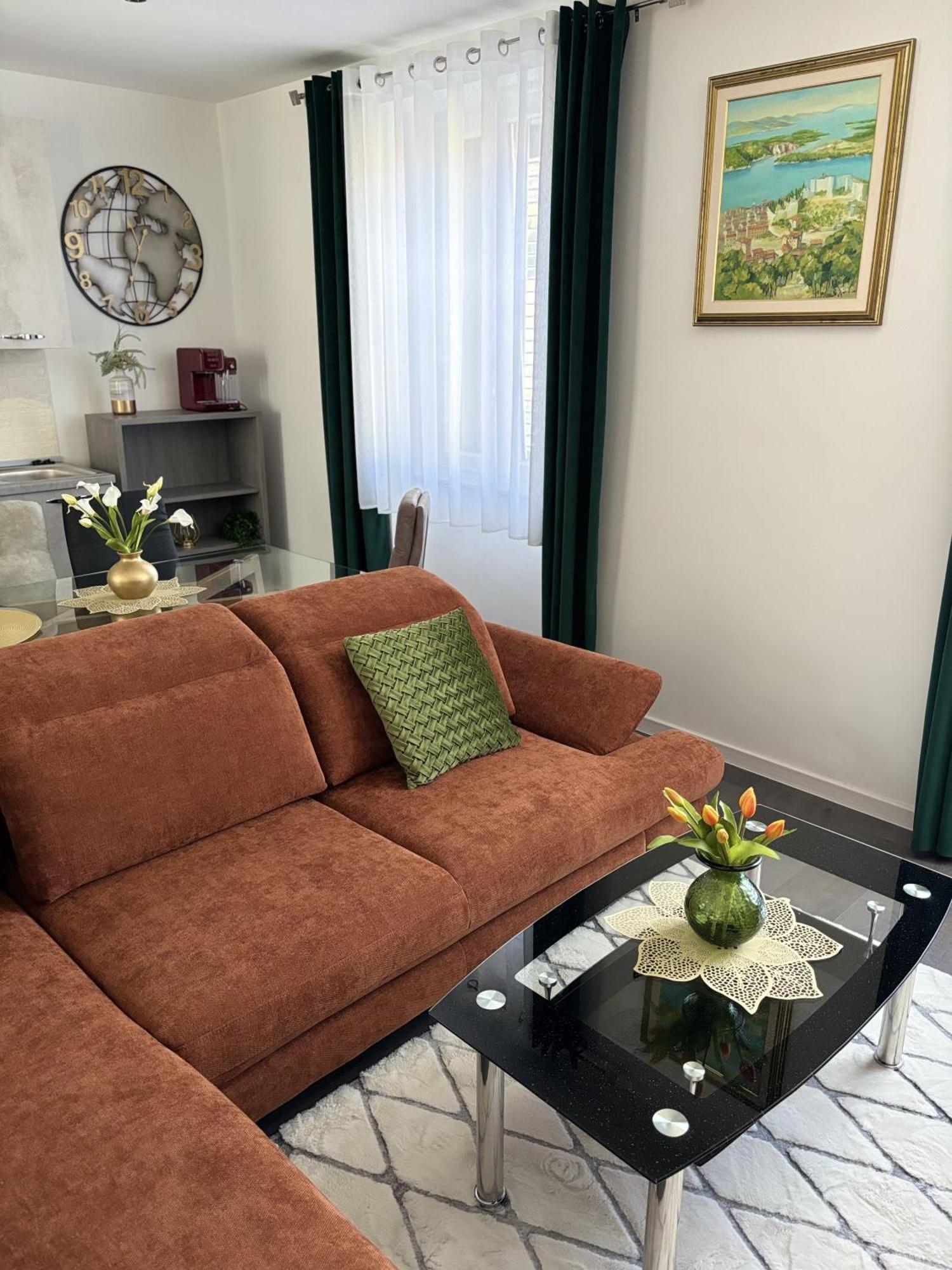 Centar 103 Apartment Sibenik Luaran gambar